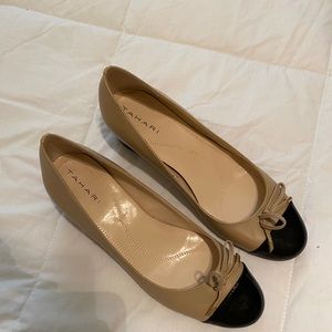 Tahari Flat Shoes